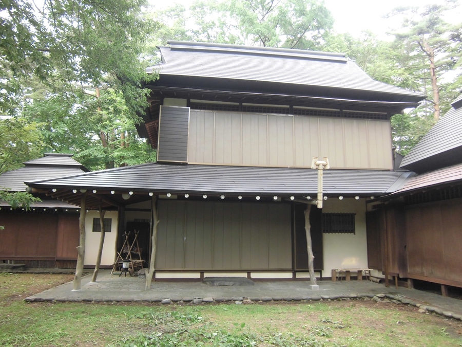 O様別荘（軽井沢町）　瓦→ガルバリウム鋼板張替工事